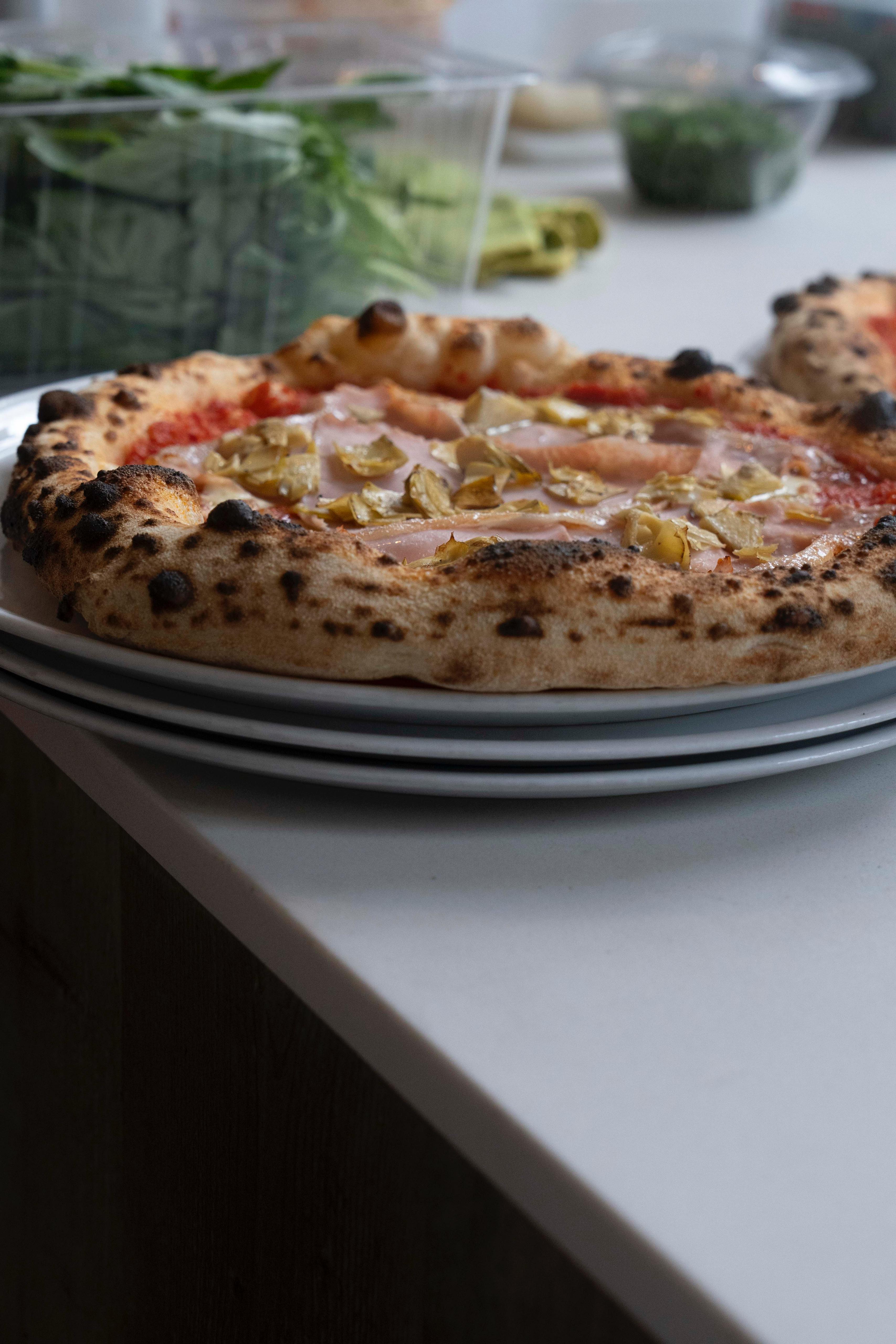 Pizza with ham and artichokes at Kalura, Antwerp